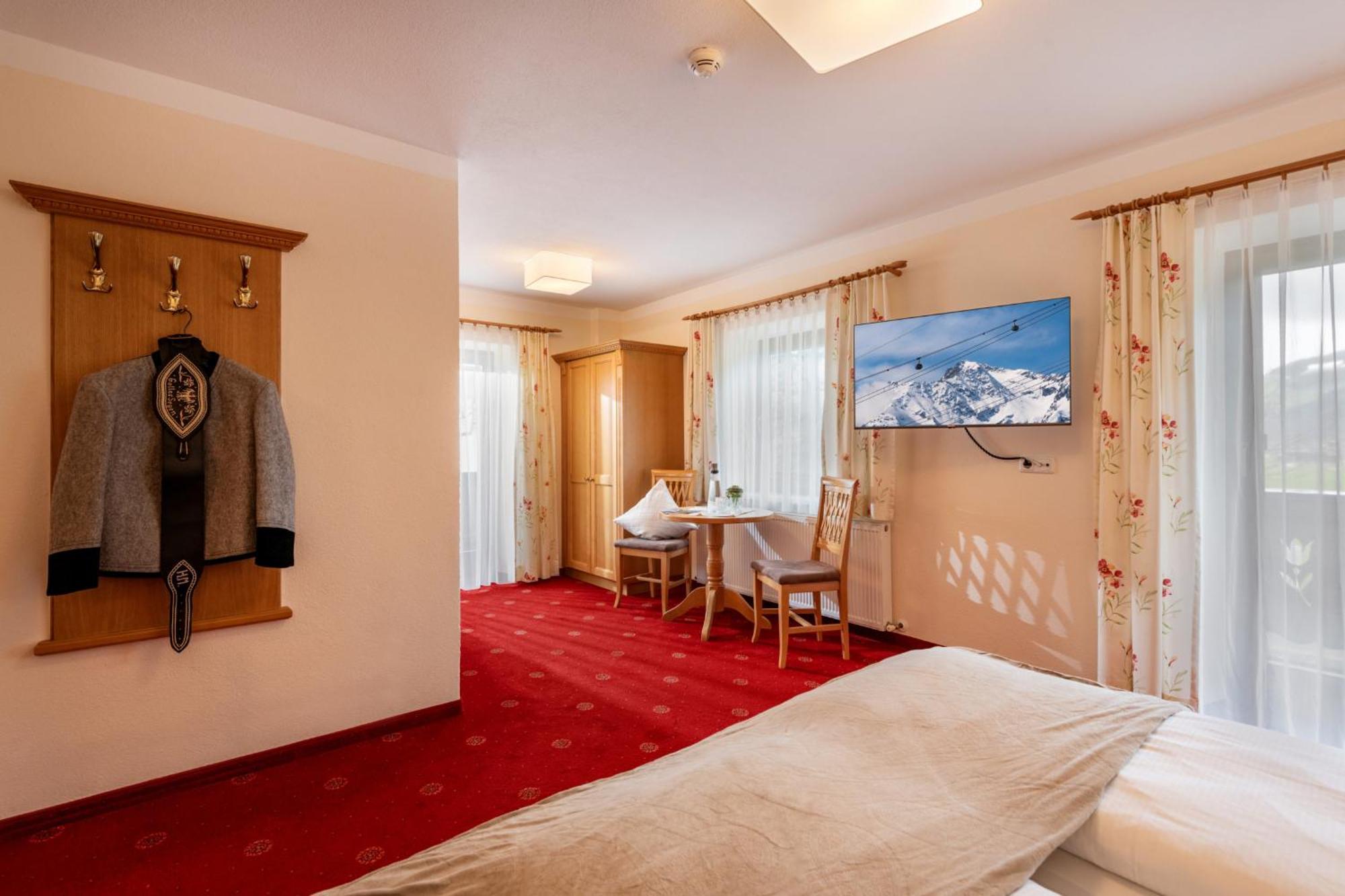 מאיירהופן Hotel Garni Birkenhof מראה חיצוני תמונה