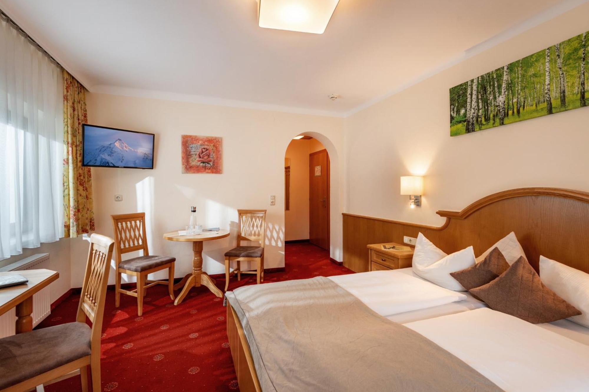 מאיירהופן Hotel Garni Birkenhof מראה חיצוני תמונה