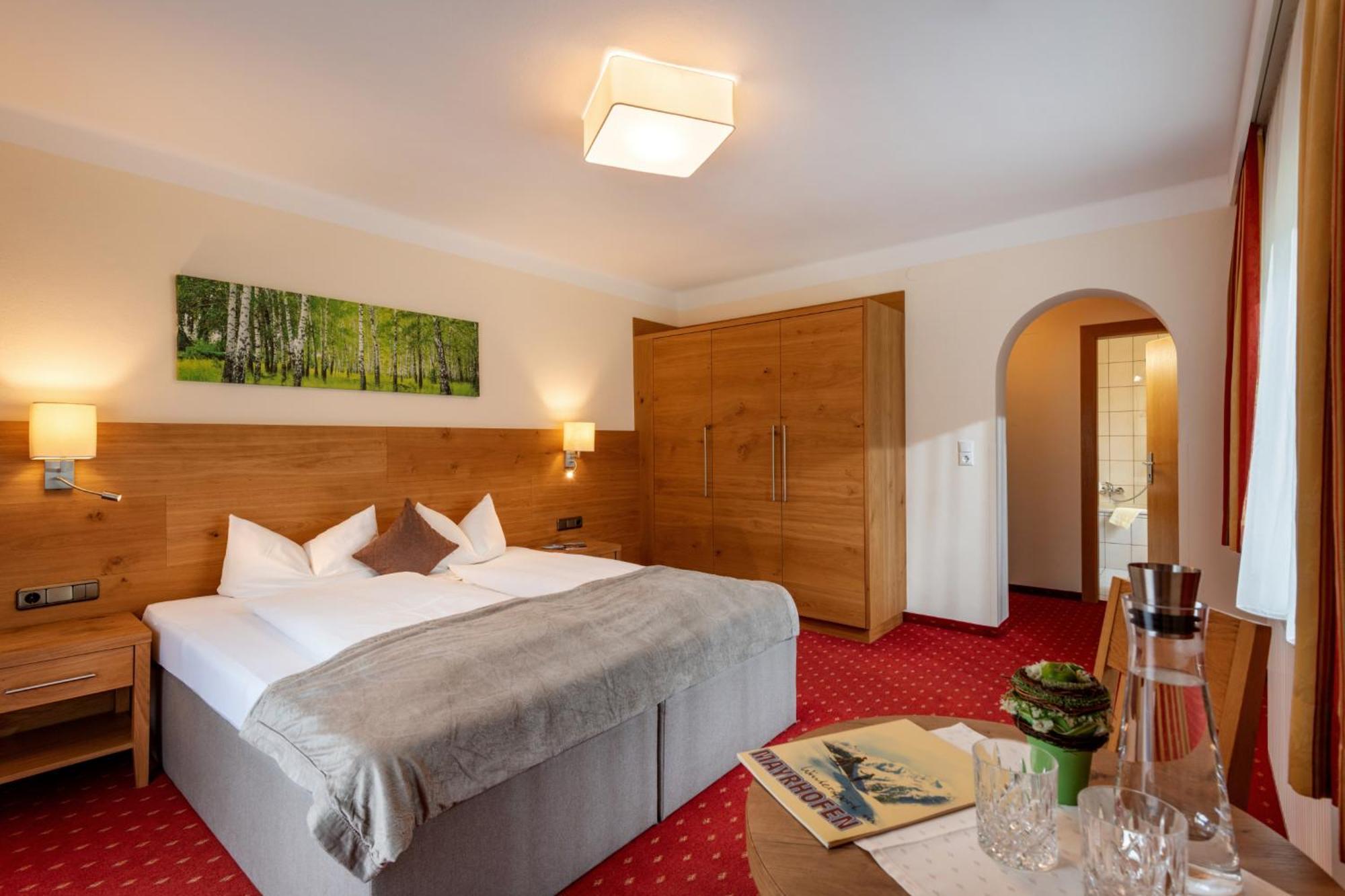 מאיירהופן Hotel Garni Birkenhof מראה חיצוני תמונה
