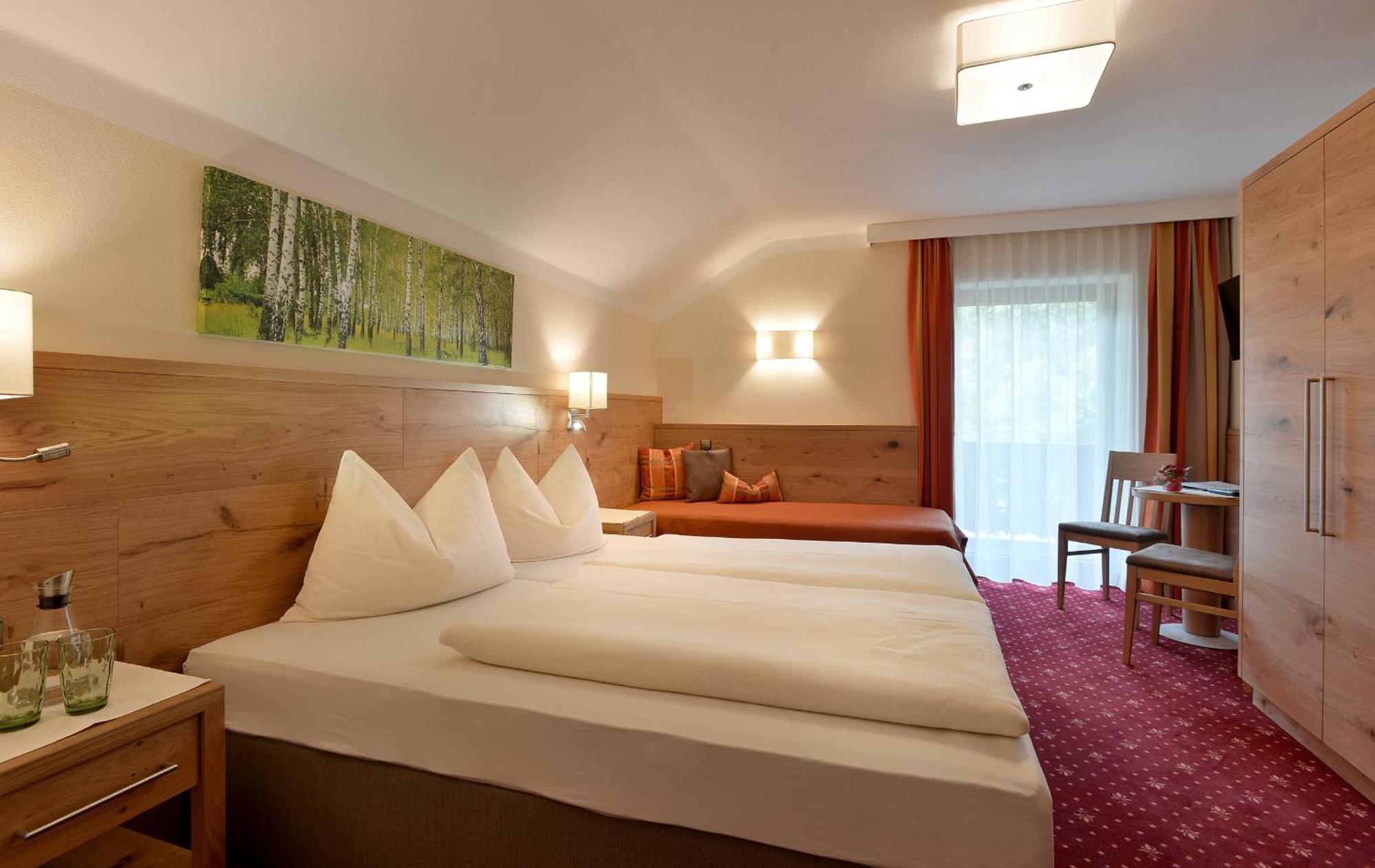 מאיירהופן Hotel Garni Birkenhof מראה חיצוני תמונה